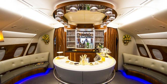 3-Emirates-First-Class-Suit