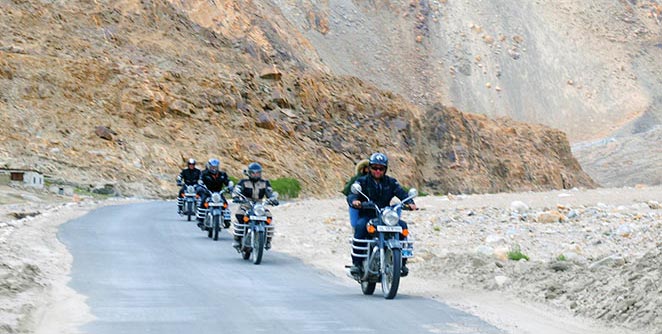 7-Motorcycle-expeditions