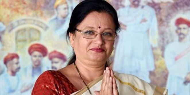 लोकमान्यांच्या फोटोवर पुणे महापौरांची सारवासारव