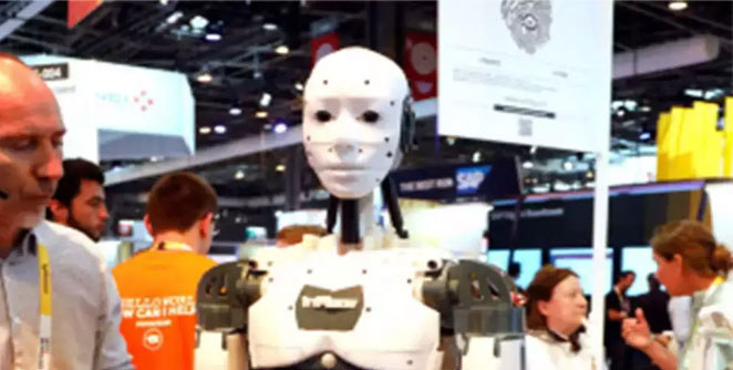Robot
