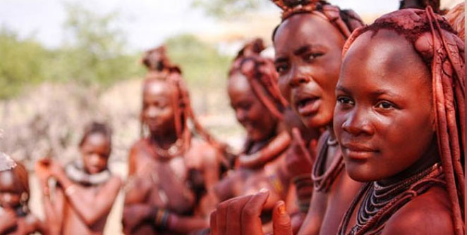हिम्बा ट्राइबच्या महिला कधीच अंघोळ करत नाहीत, तरी देखील सगळ्यात सुंदर -  Majha Paper