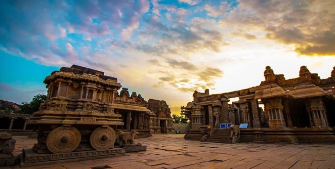 MONUMENTS-AT-HAMPI