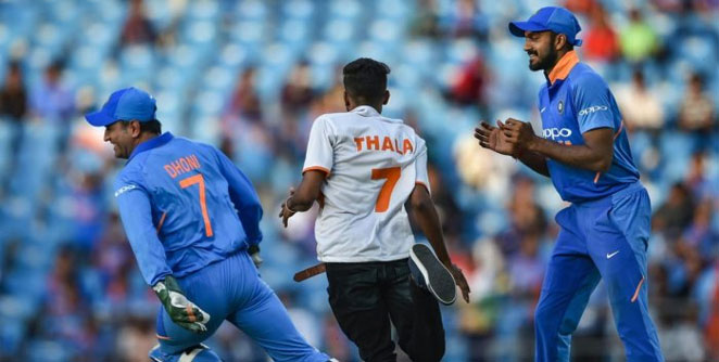 dhoni