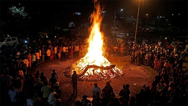 holi2